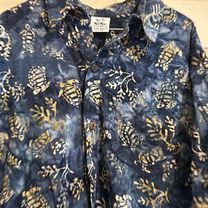 NeNe Hawaiian Shirt Sea Turtle Batik Print
